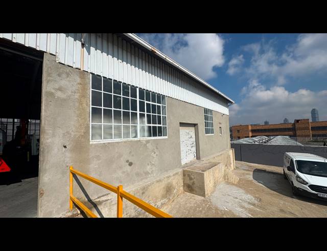 449M² WAREHOUSE TO LET IN WYNBERG